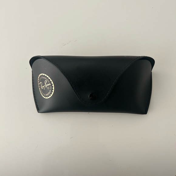 Ray Ban Aviator Gold Frame Sunglasses - Picture 2 of 10